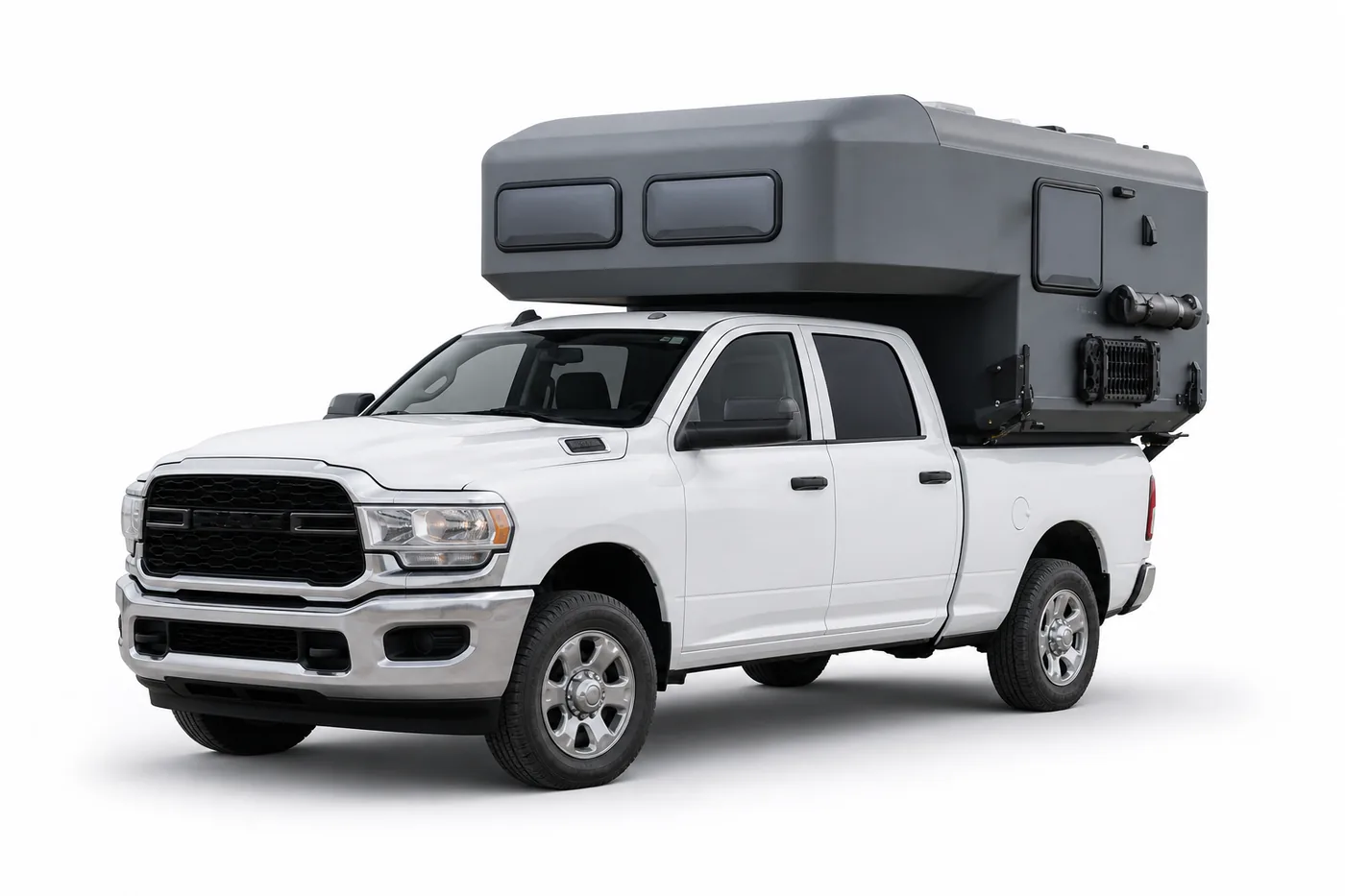 Dodge RAM 4x4 Camper, seen from the side